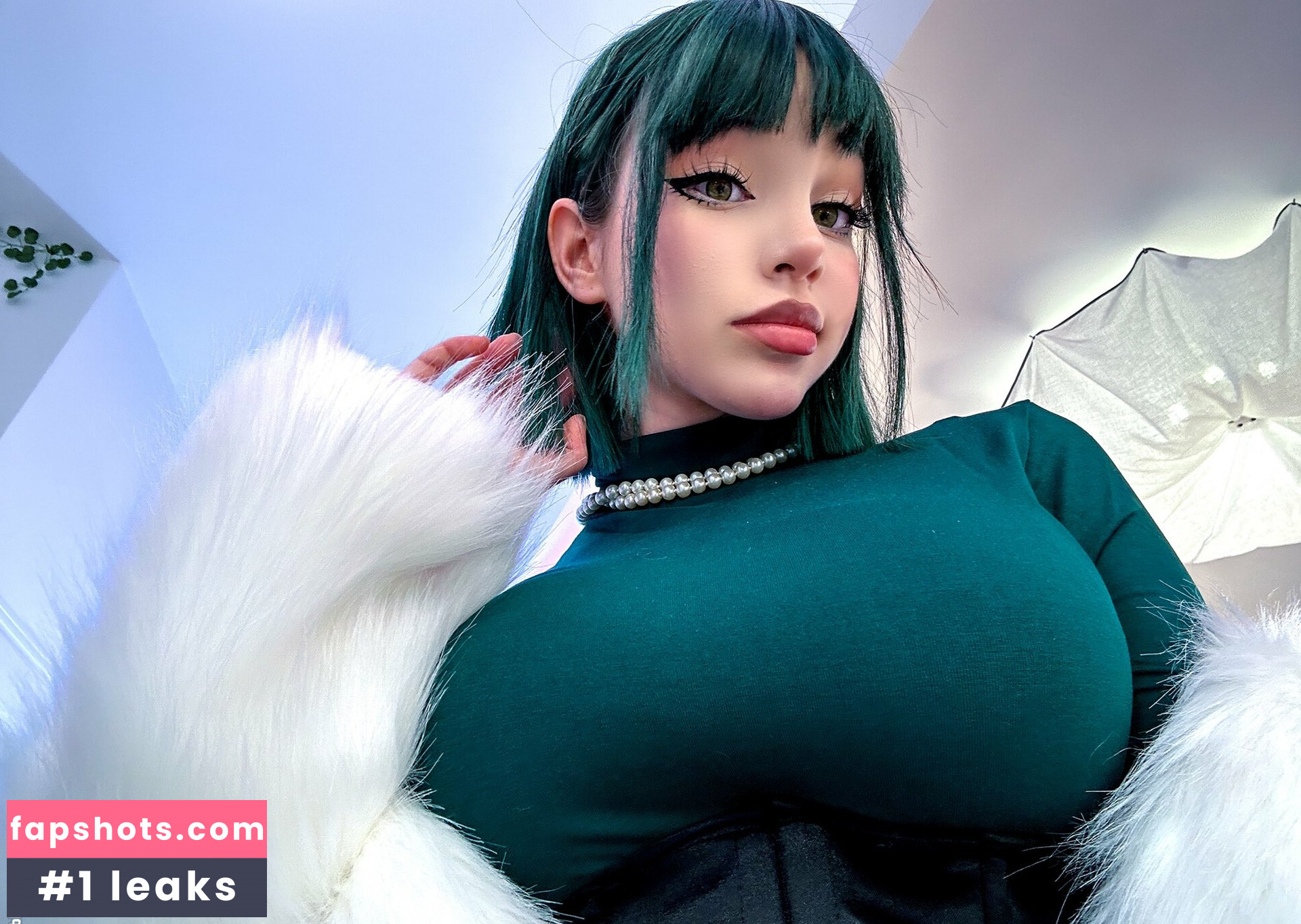 Alice Delish gallery photo #1355