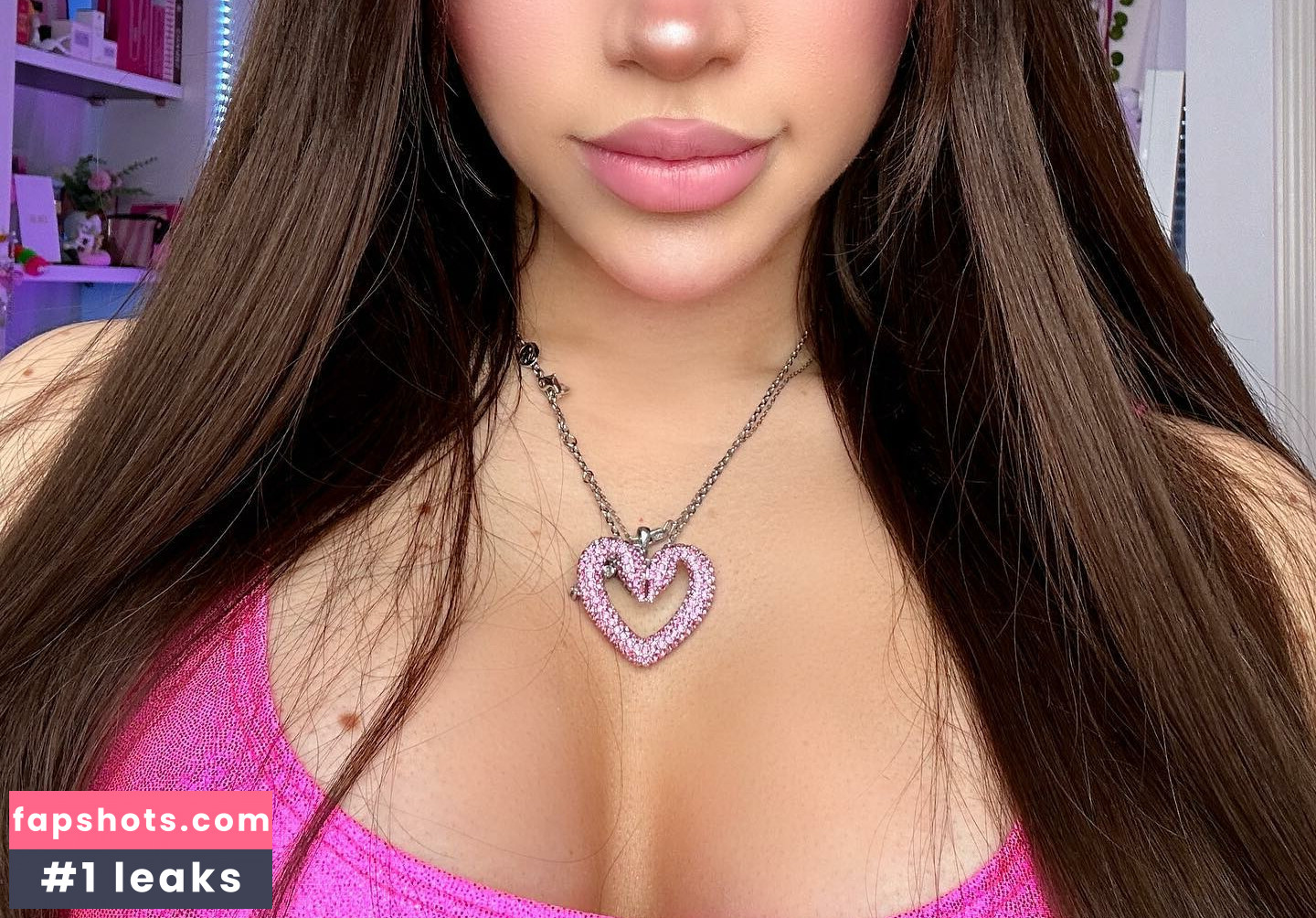 Alice Delish gallery photo #1470