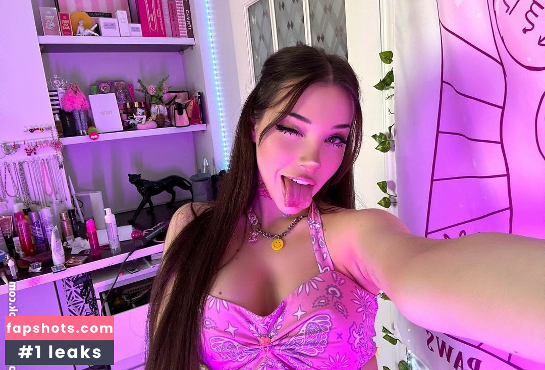 Alice Delish gallery photo #1508