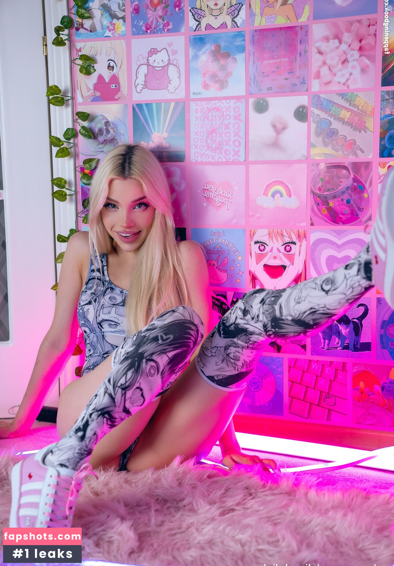 Alice Delish gallery photo #2228