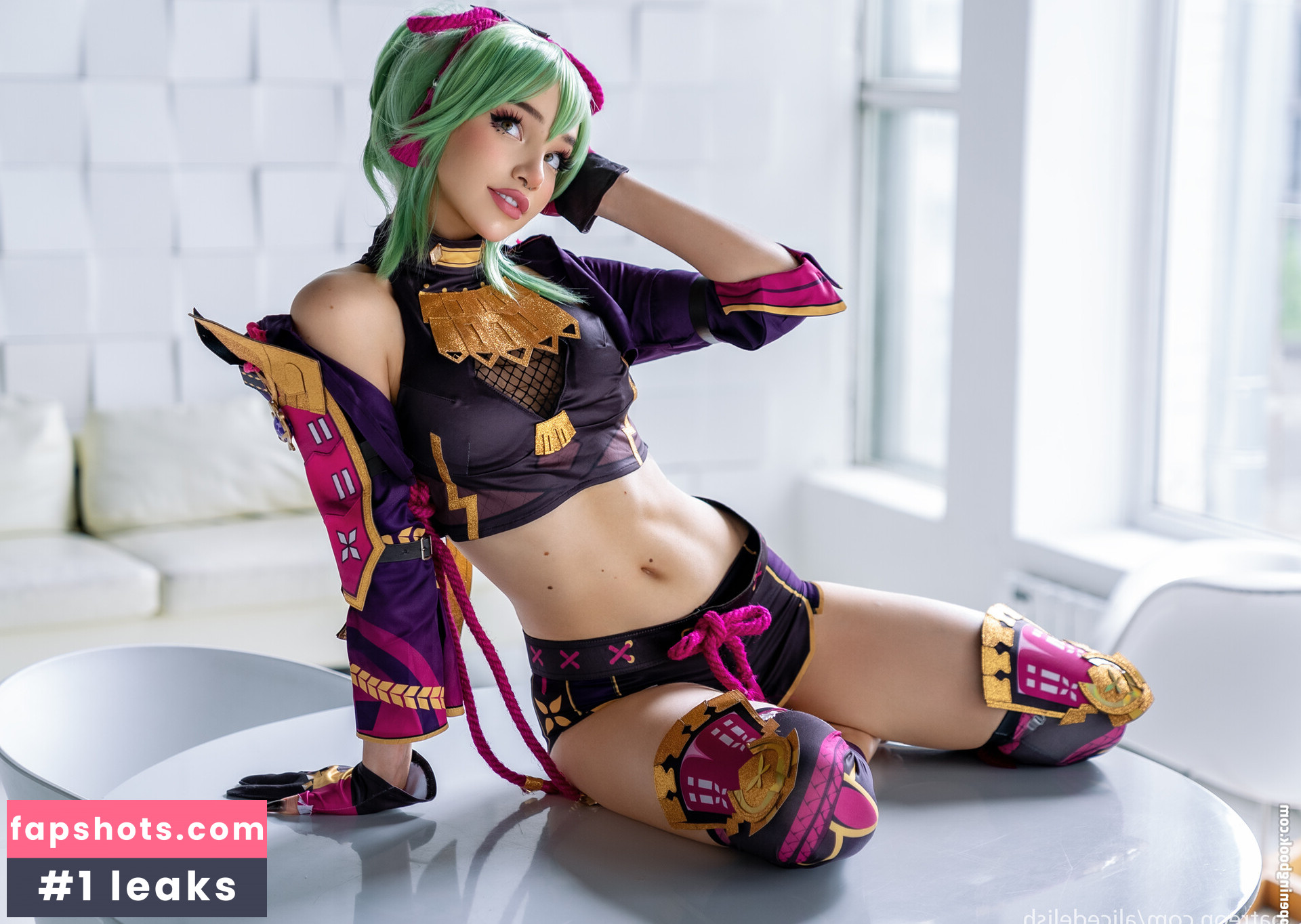 Alice Delish gallery photo #2389