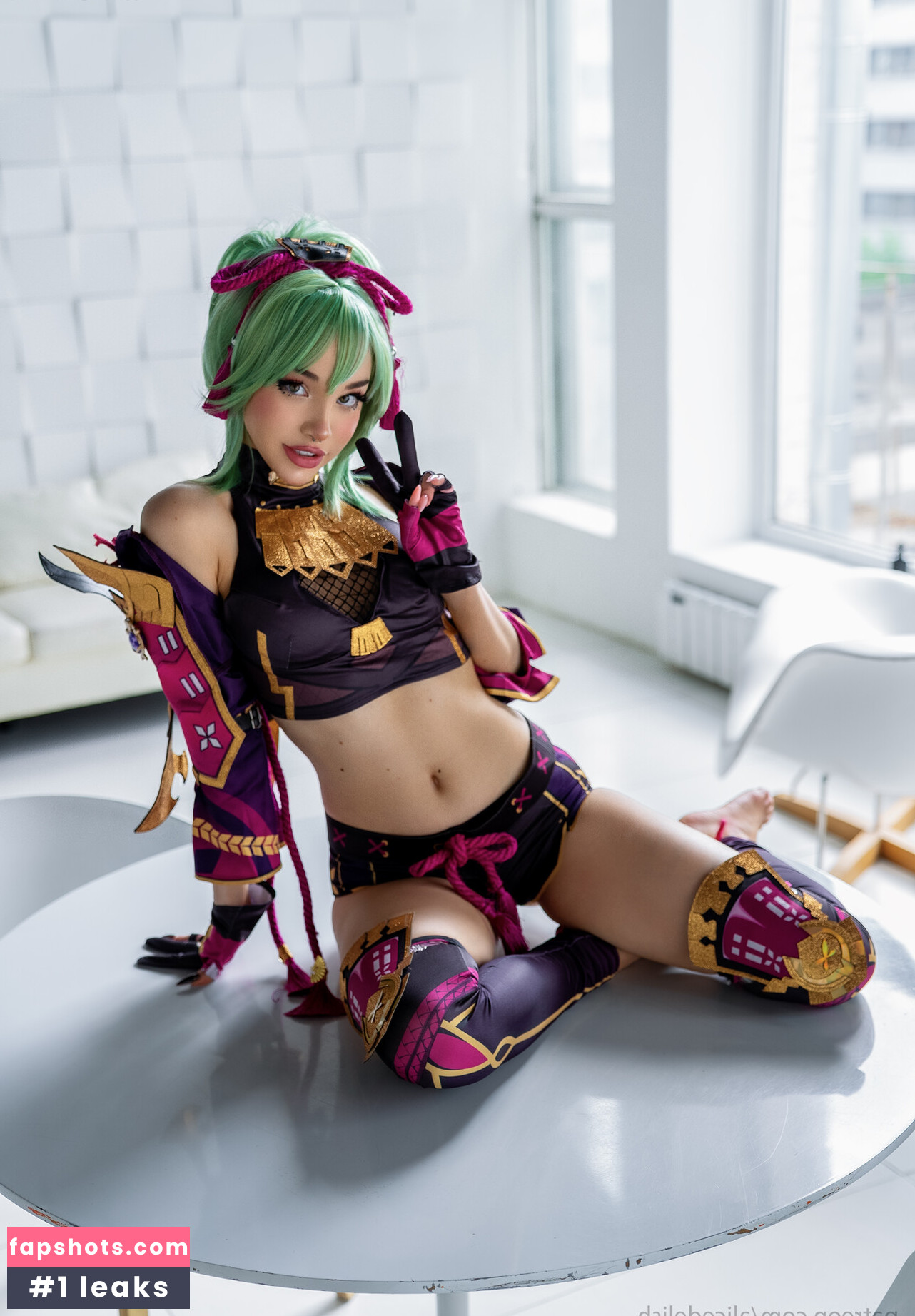 Alice Delish gallery photo #2398