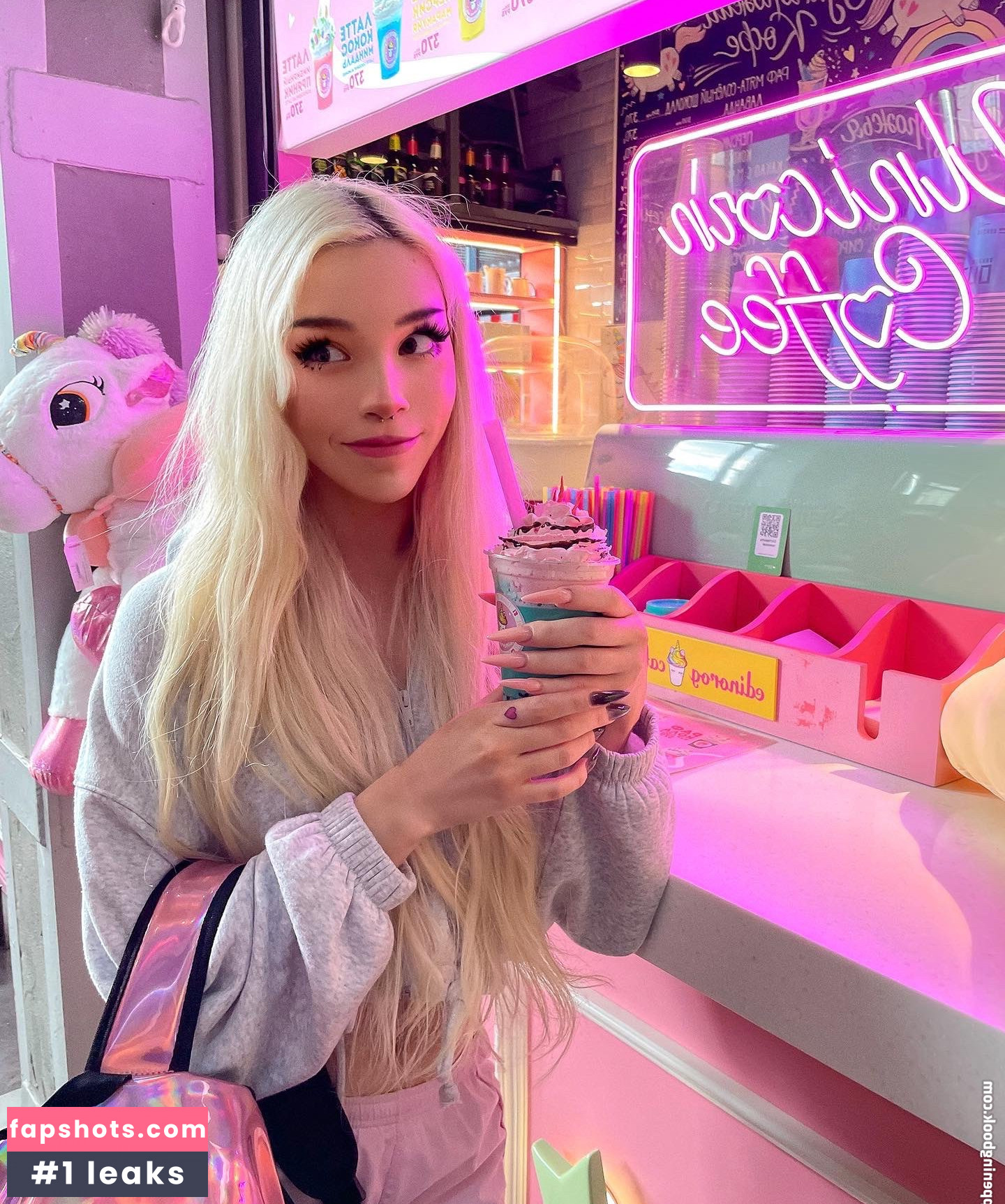 Alice Delish gallery photo #2505