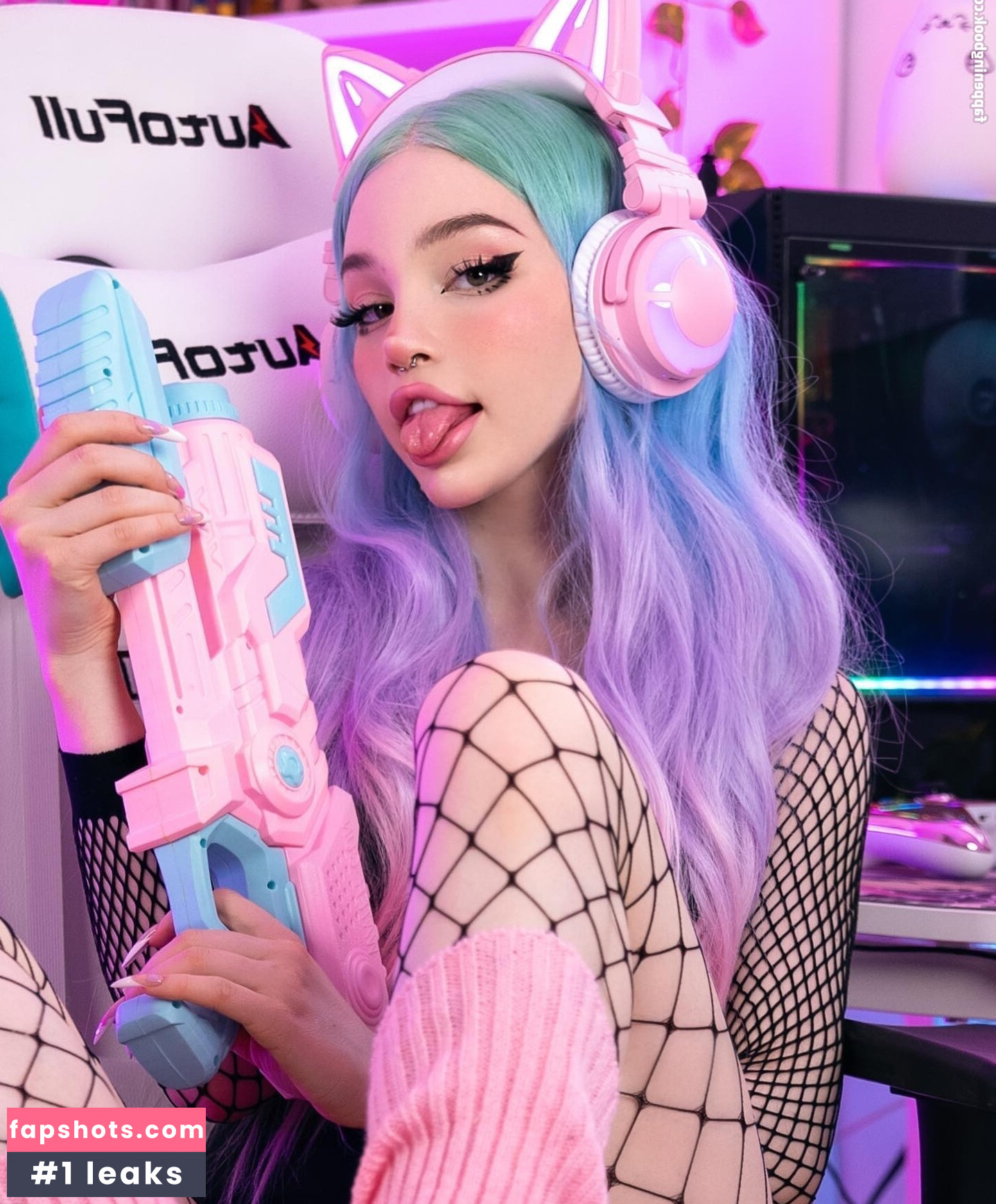 Alice Delish gallery photo #2529