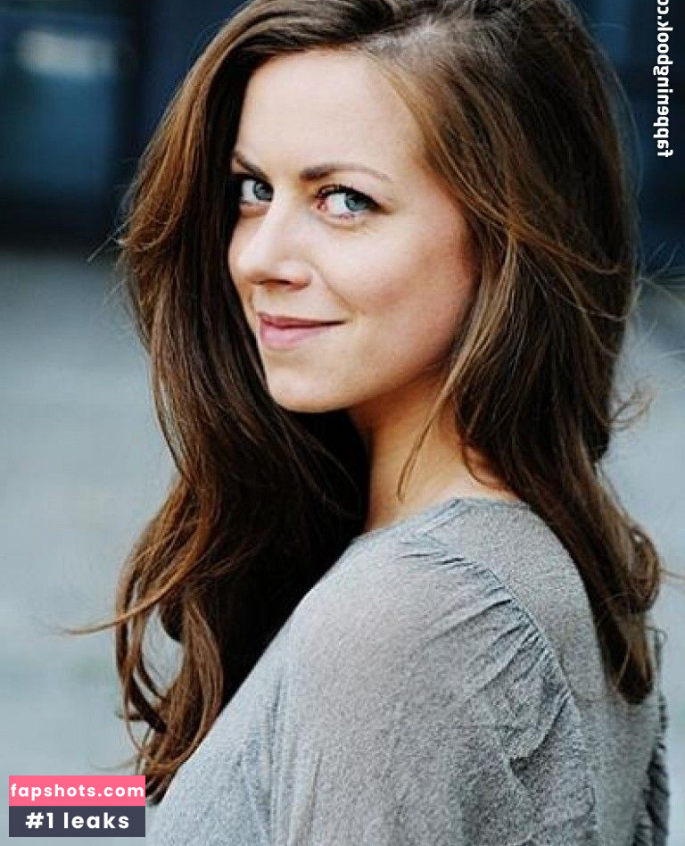 Alice Dwyer gallery photo #11