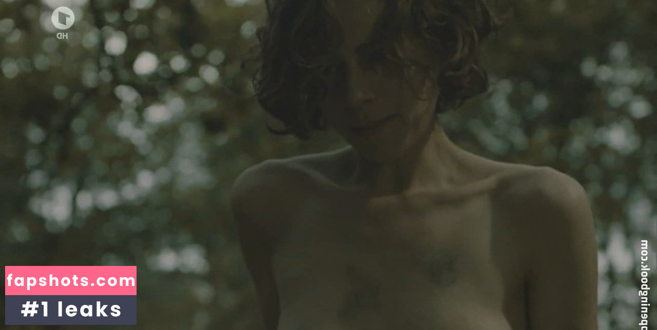 Alice Dwyer gallery photo #21