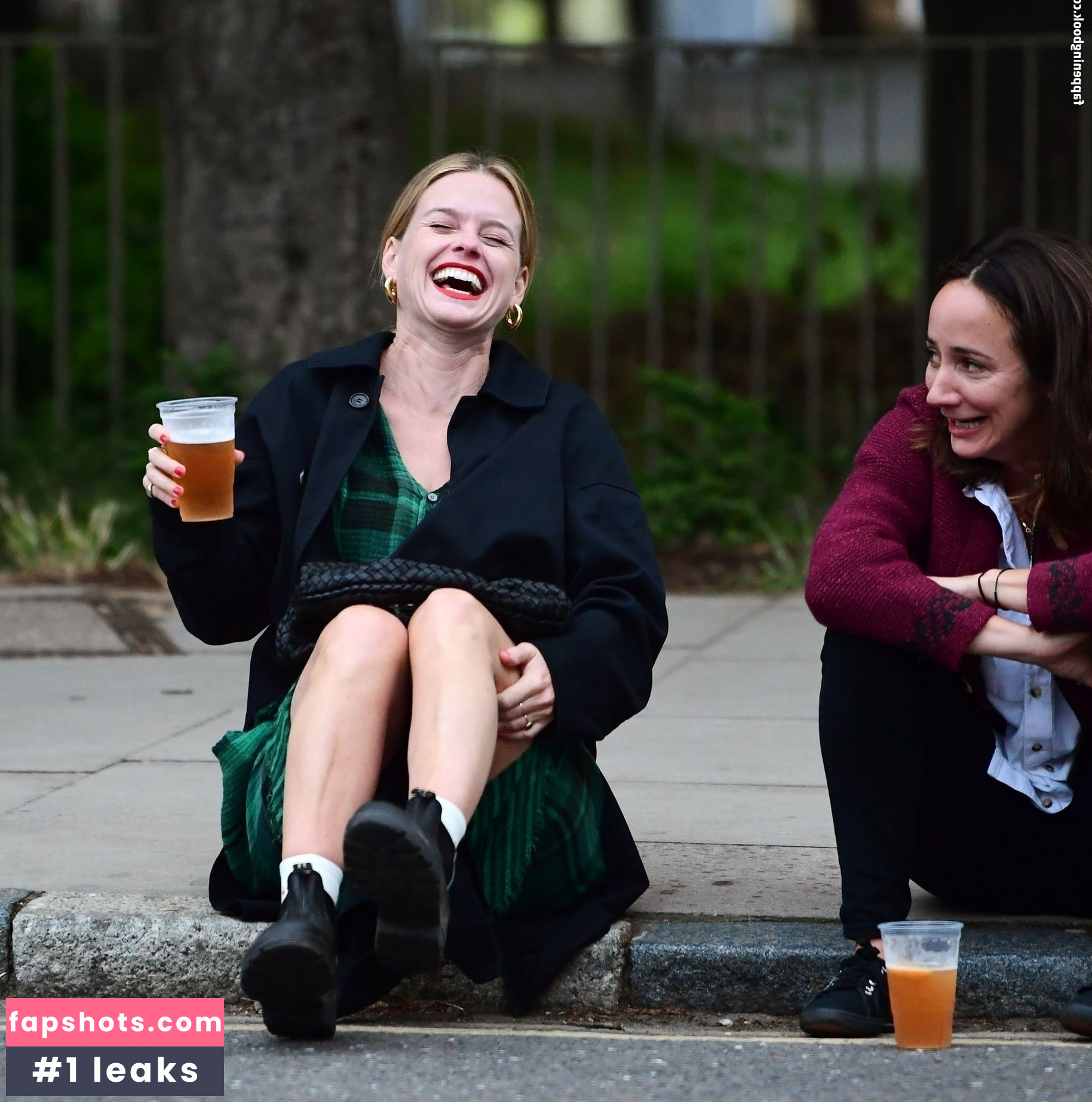 Alice Eve gallery photo #217