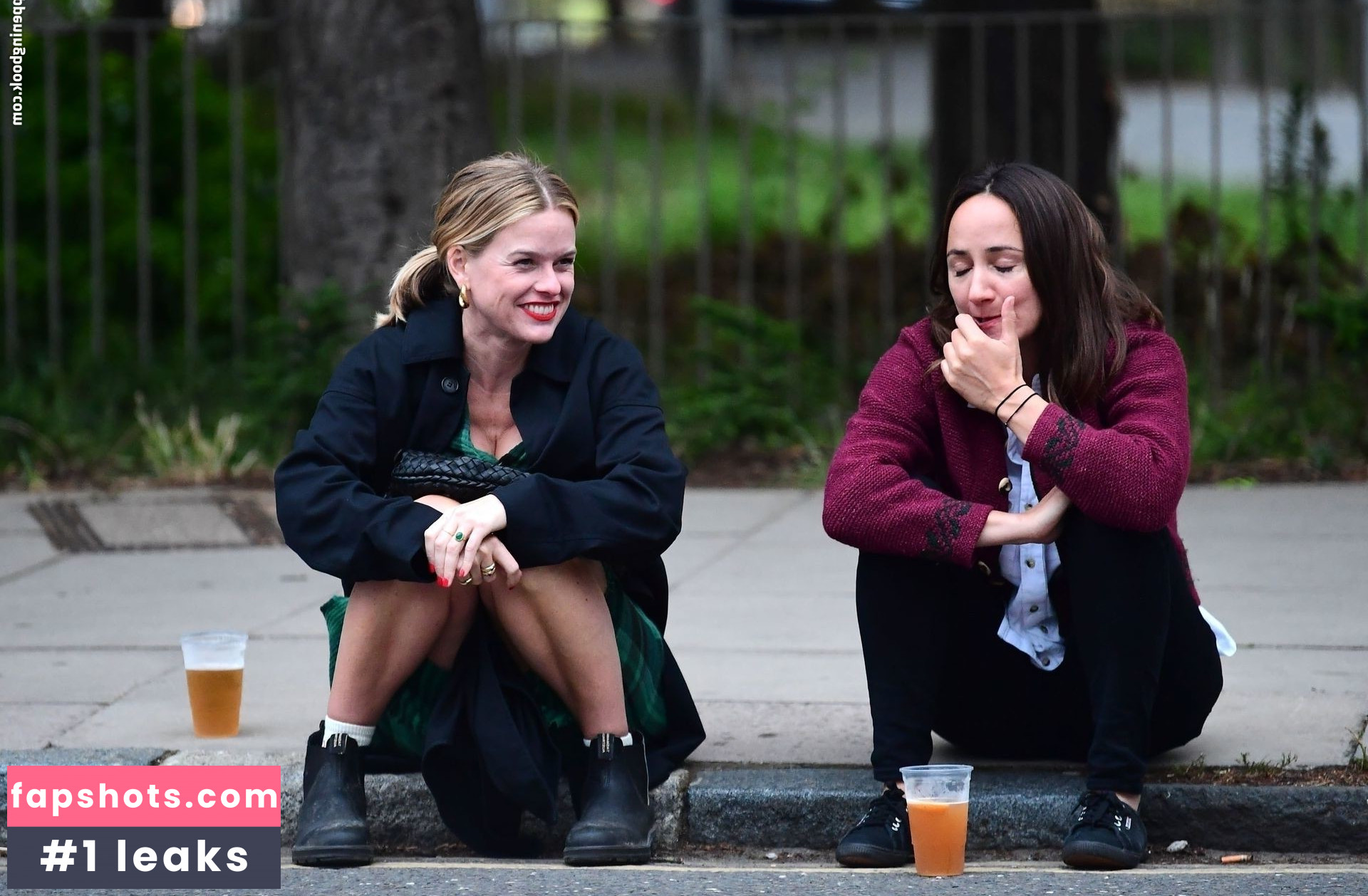 Alice Eve gallery photo #229