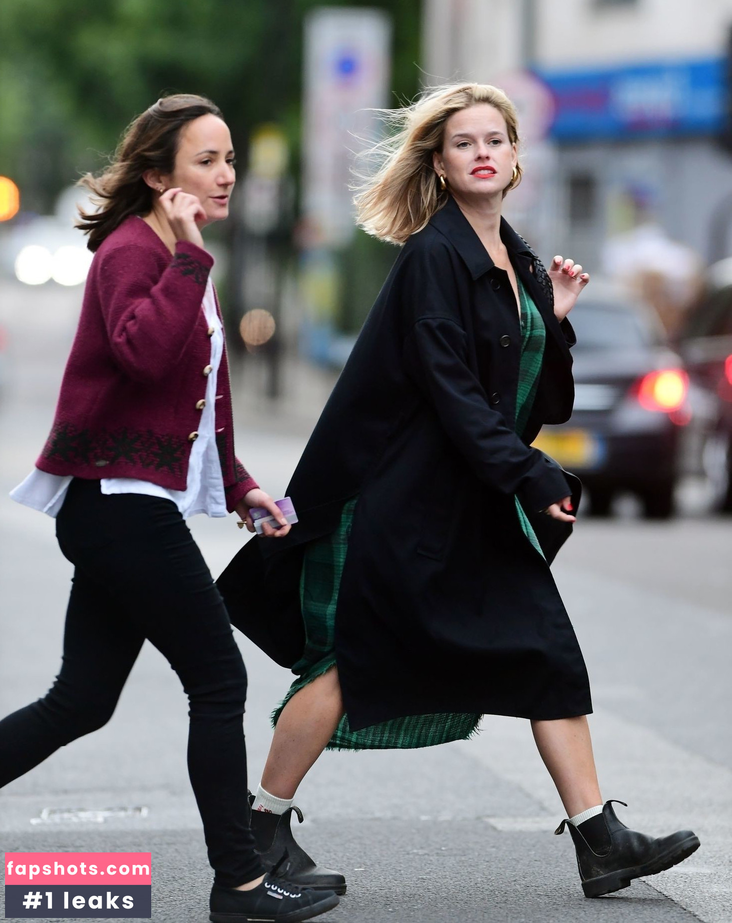 Alice Eve gallery photo #238