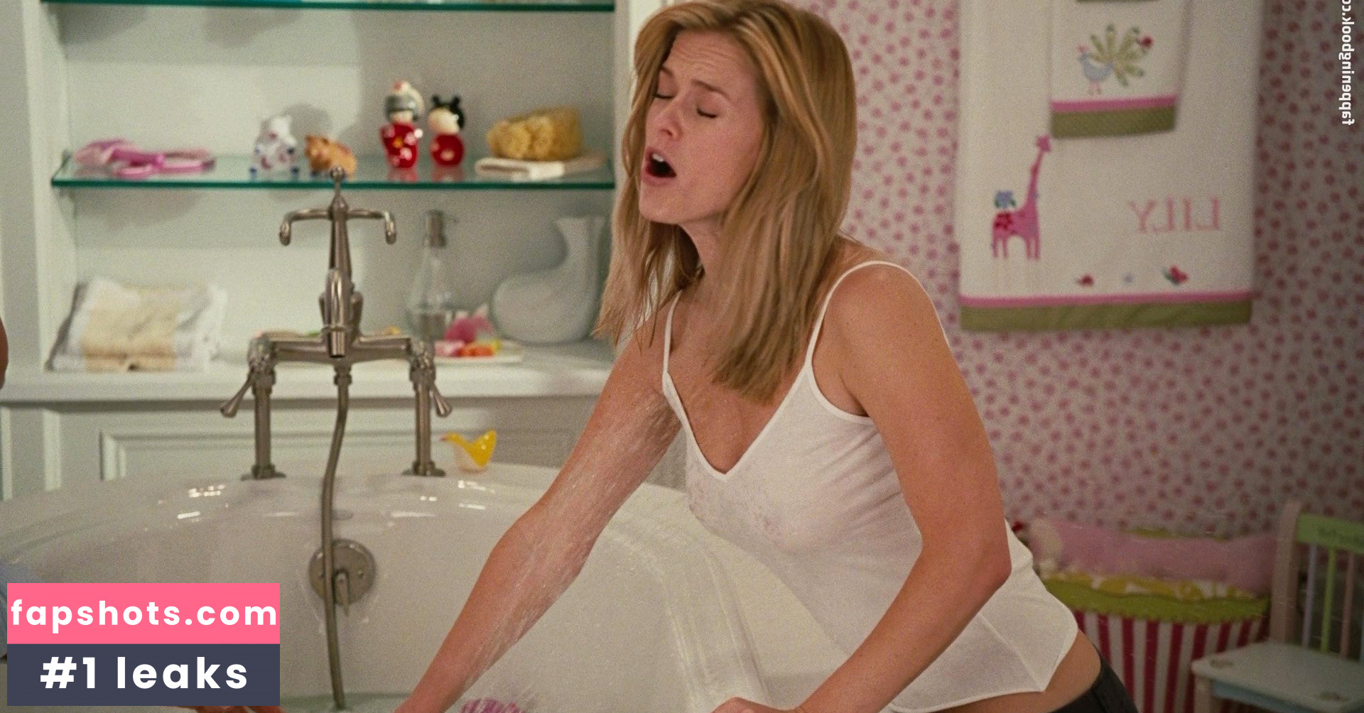 Alice Eve gallery photo #259