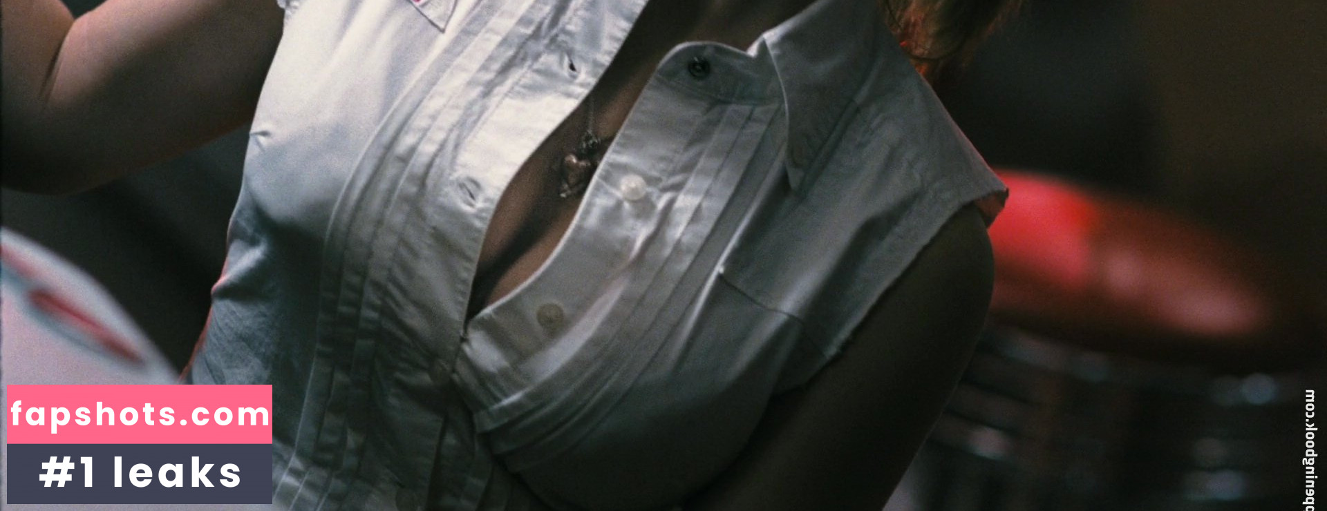 Alice Eve gallery photo #264