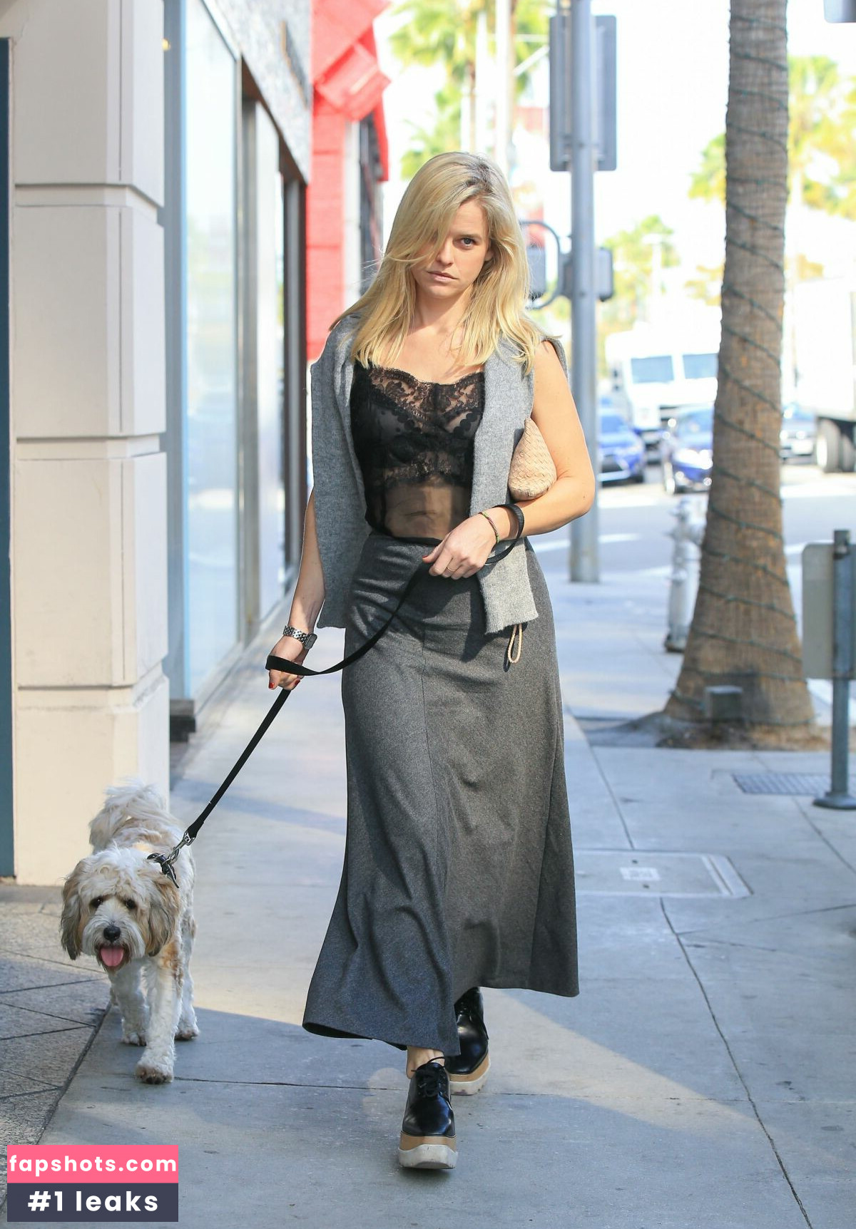 Alice Eve gallery photo #86