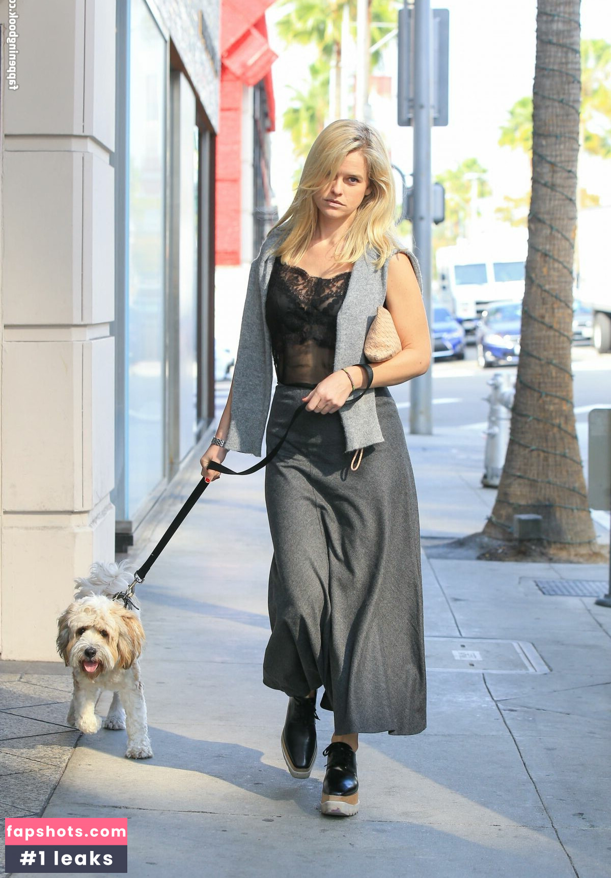 Alice Eve gallery photo #89