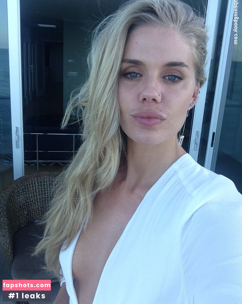 Alice Haig gallery photo #25