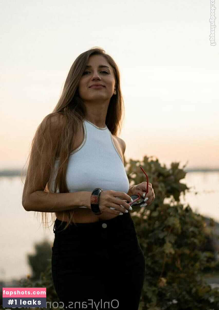 alice_l gallery photo #10