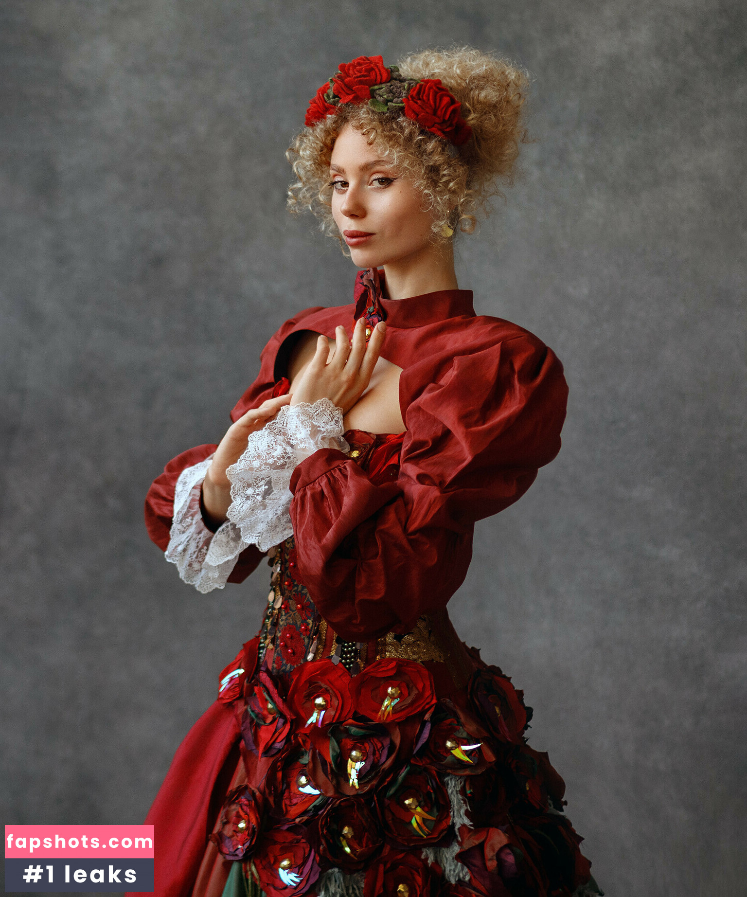 Alice Li gallery photo #18