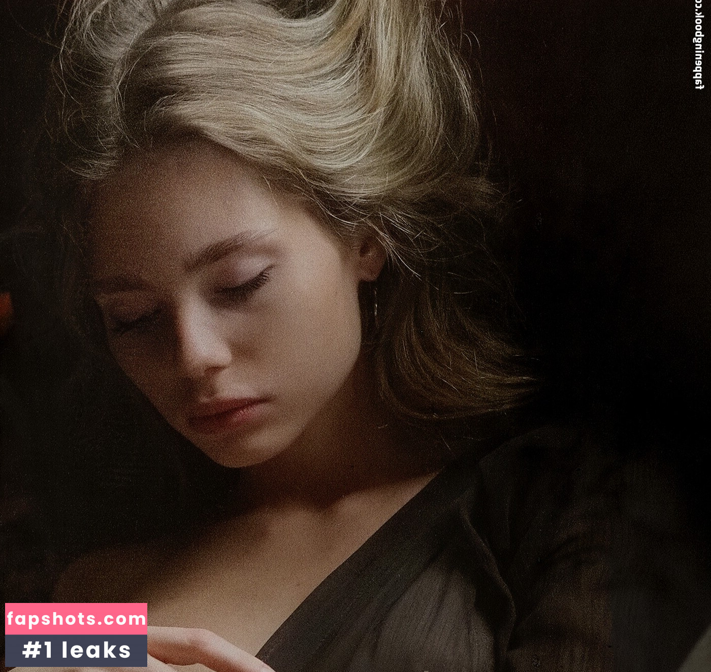 Alice Li gallery photo #3