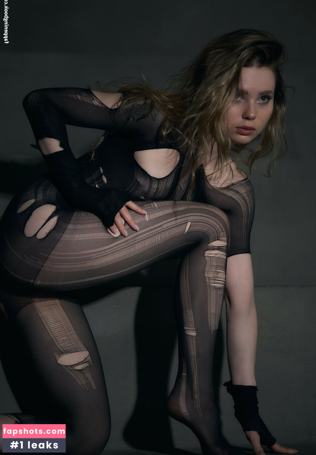 Alice Li gallery photo #56