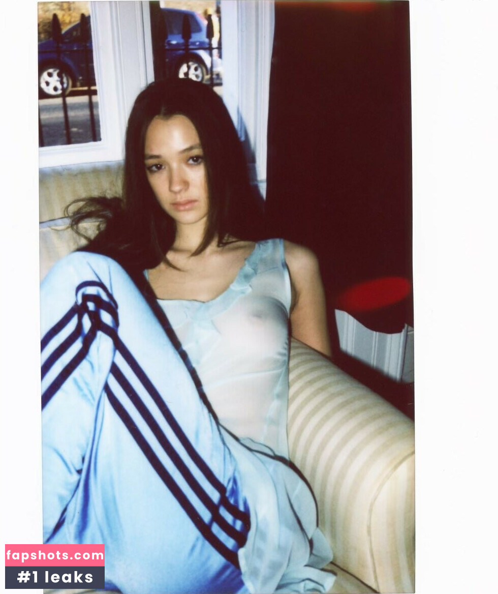 Alice Mcnally gallery photo #2