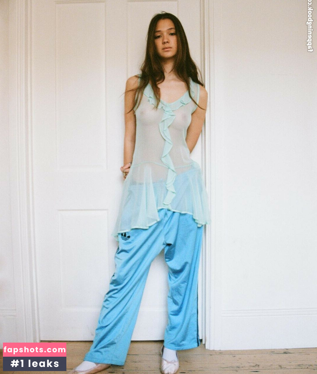 Alice Mcnally gallery photo #7