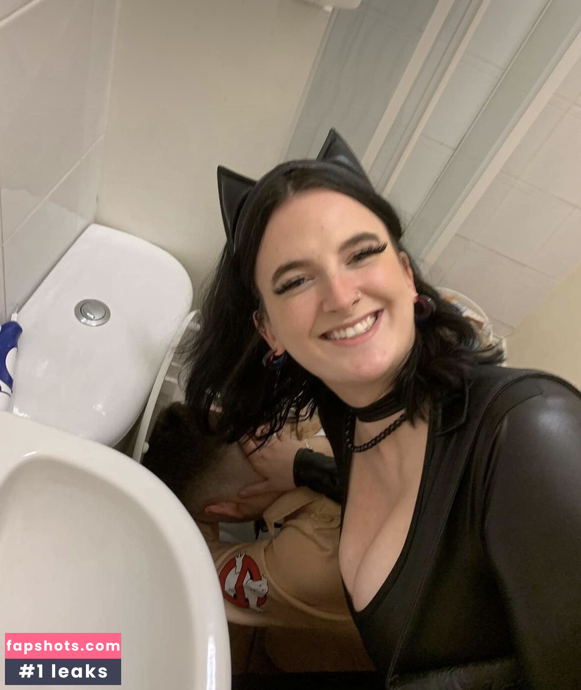 Alice S gallery photo #6