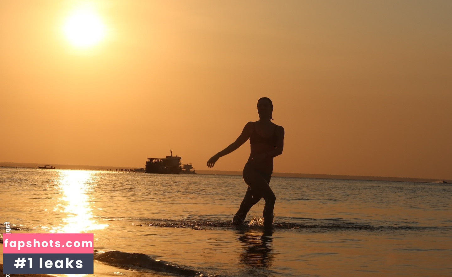 Alice Wegmann gallery photo #46