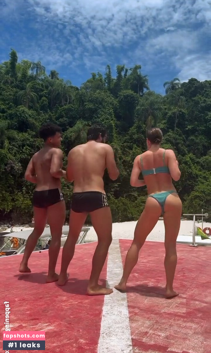 Alice Wegmann gallery photo #8