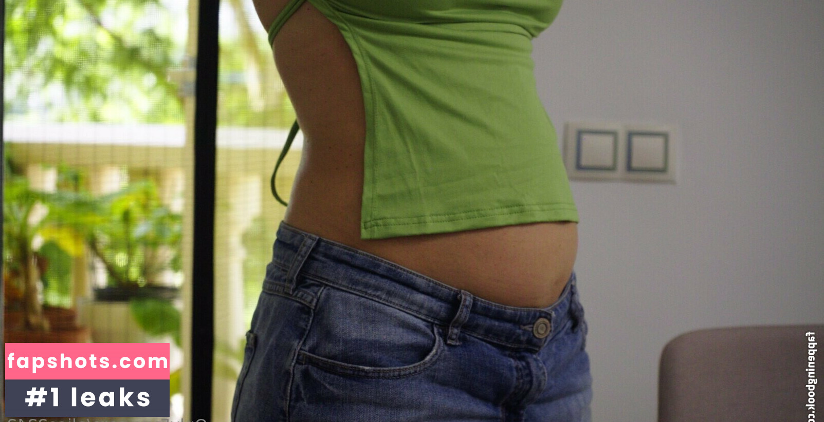 alice2242 gallery photo #23