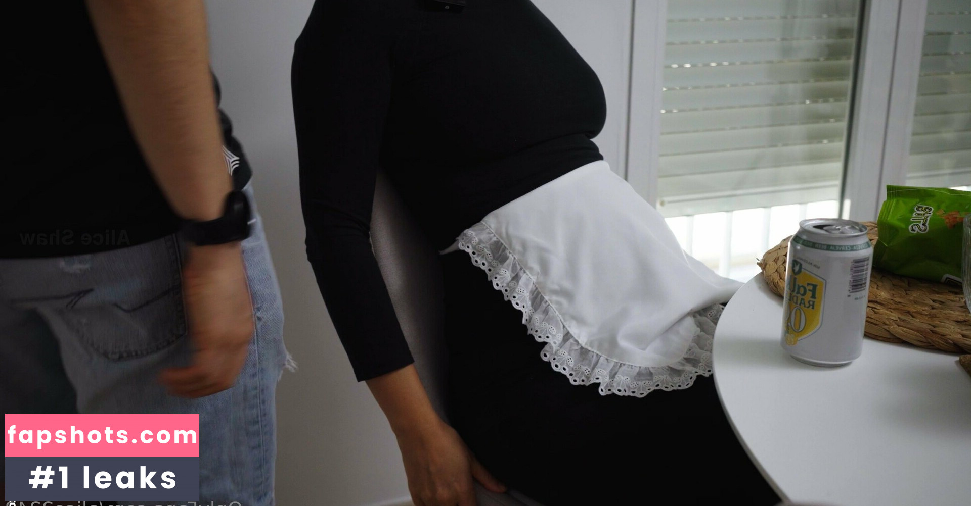 alice2242 gallery photo #29