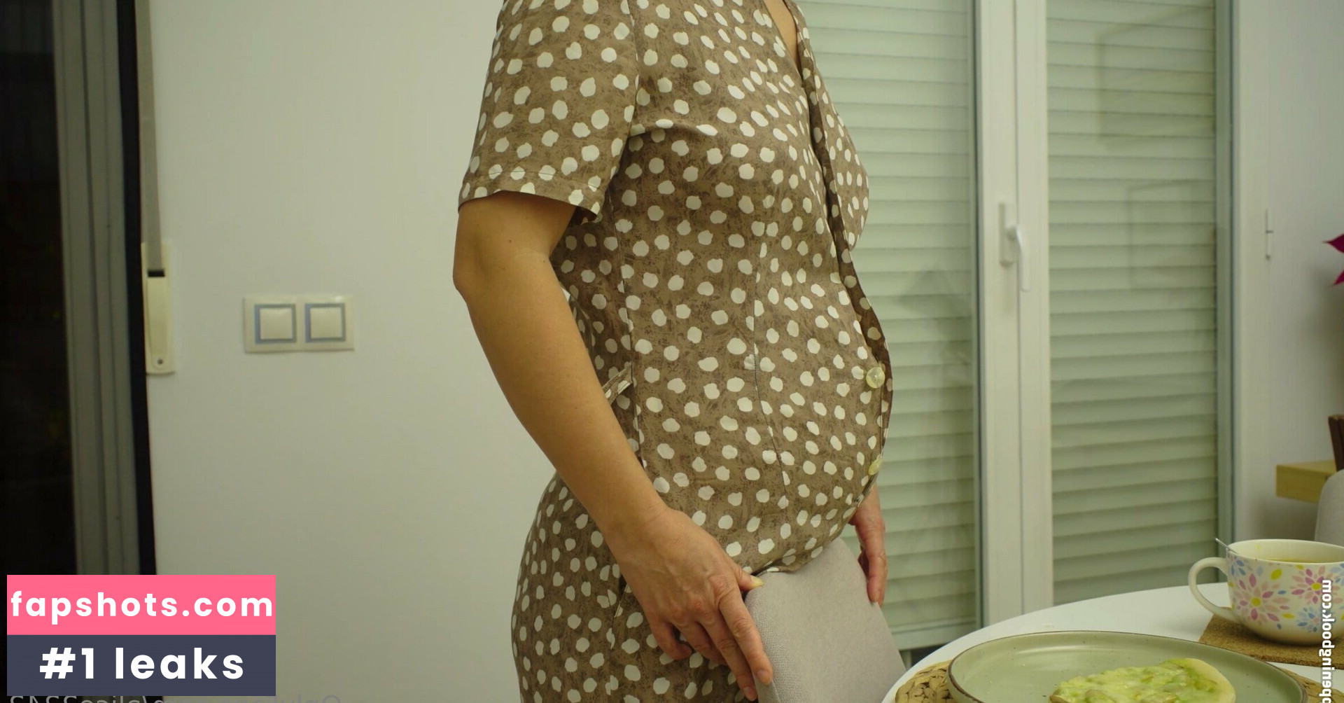 alice2242 gallery photo #33