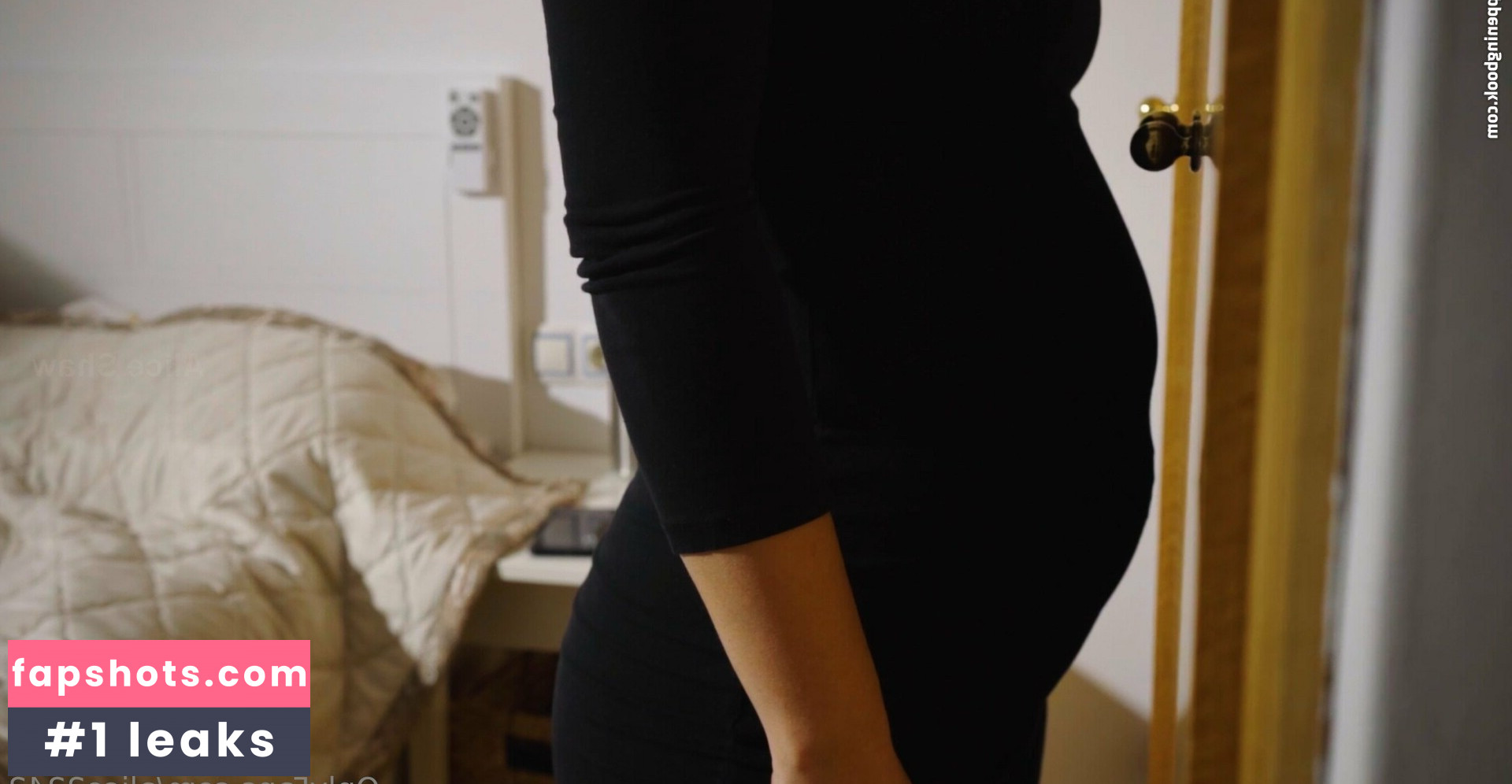 alice2242 gallery photo #50