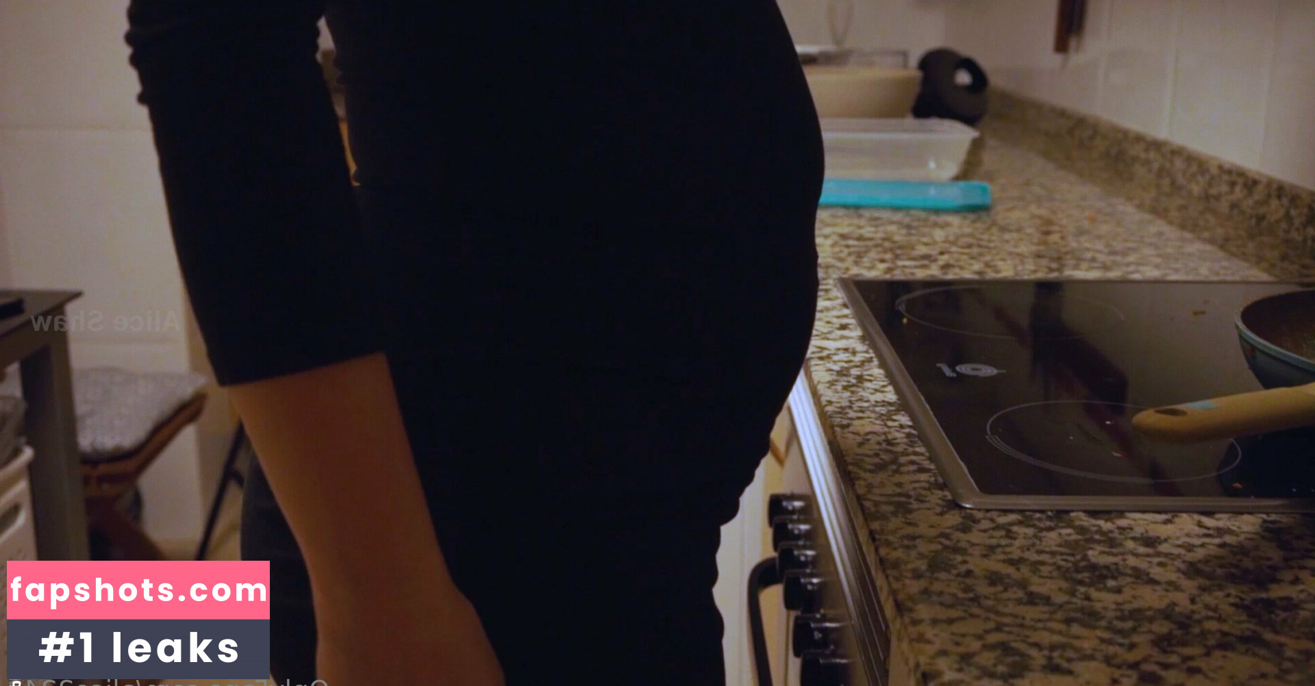 alice2242 gallery photo #52