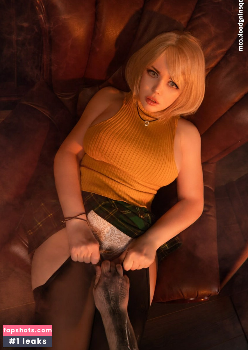 AliceCosplay gallery photo #45