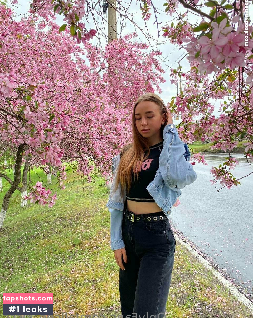 alicee_kisss gallery photo #31