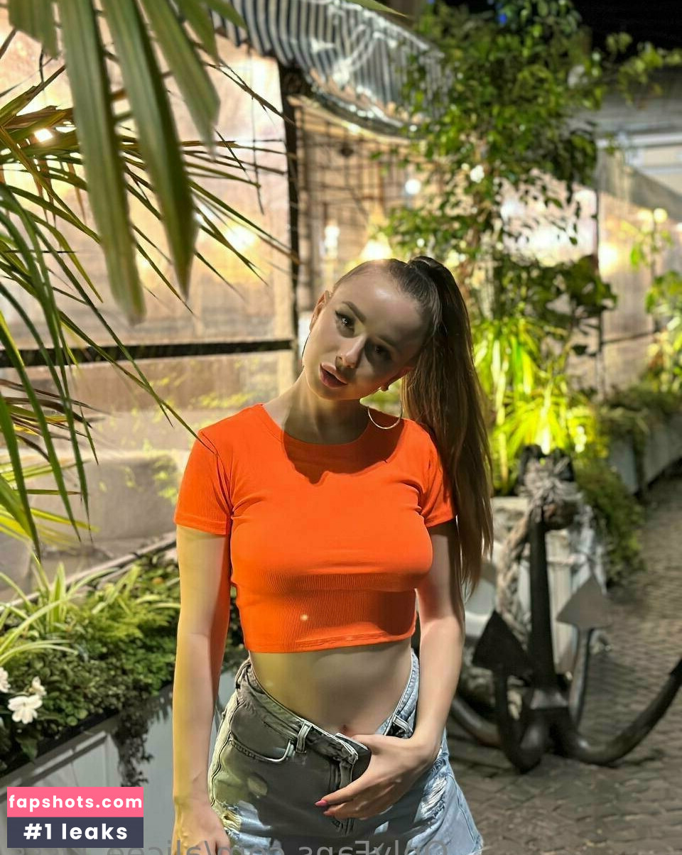 alicee_kisss gallery photo #34