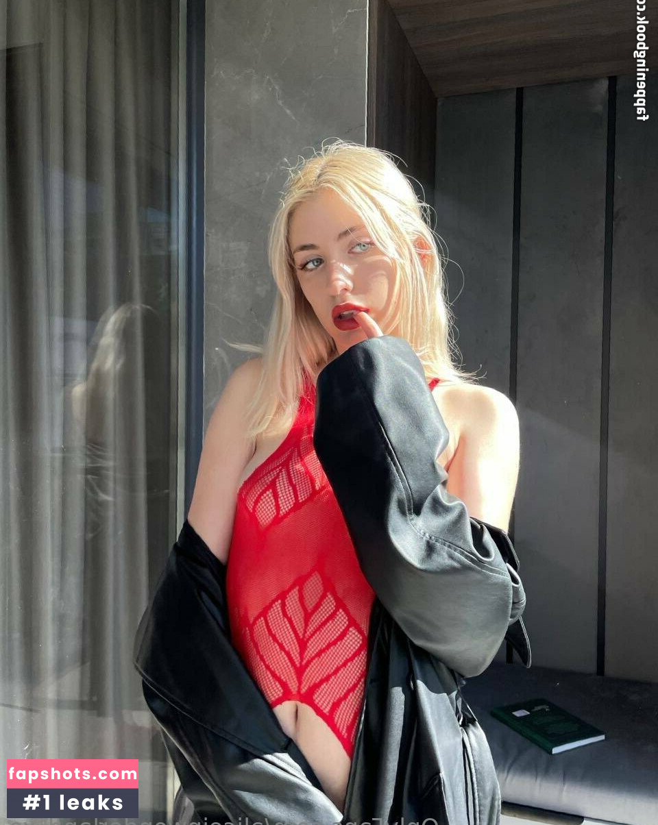 aliceinwonderland_xo gallery photo #29