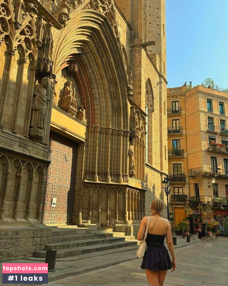 aliceinwonderland_xo gallery photo #5