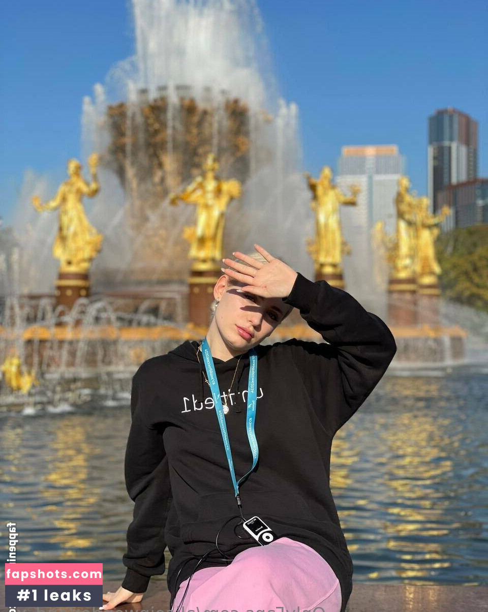 aliceinwonderland_xo gallery photo #7