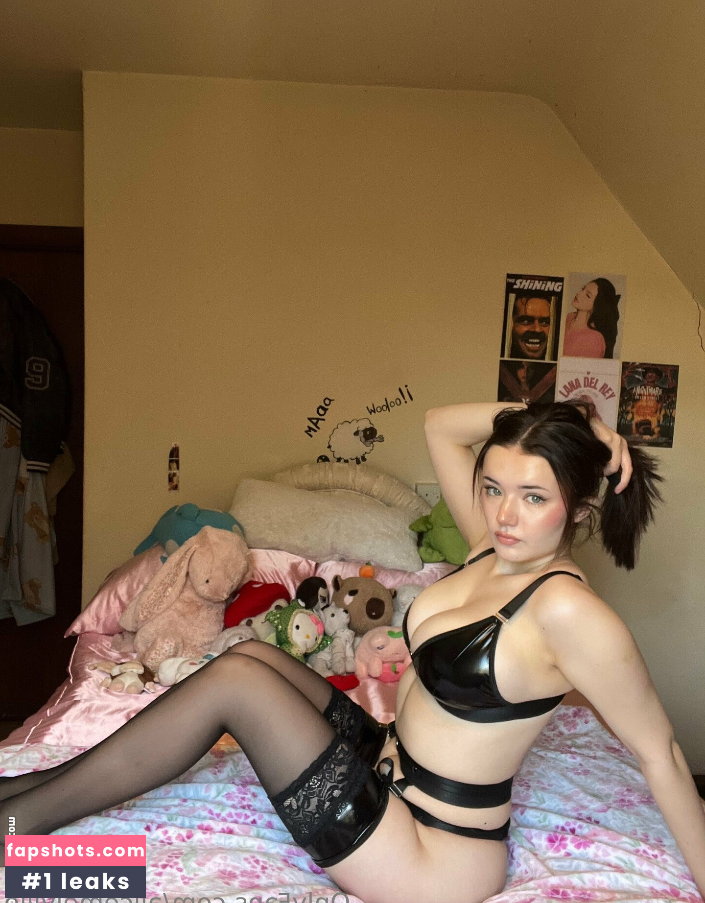 alicemelville gallery photo #7