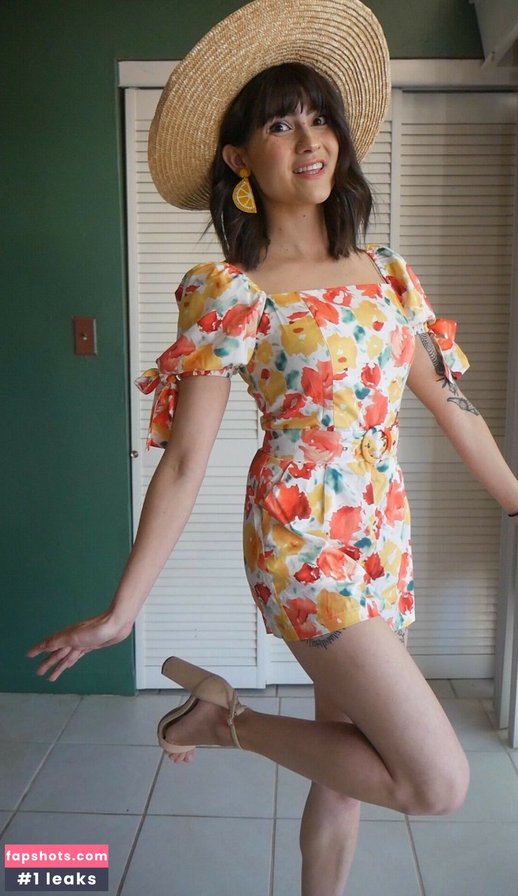 alicenocountry gallery photo #5