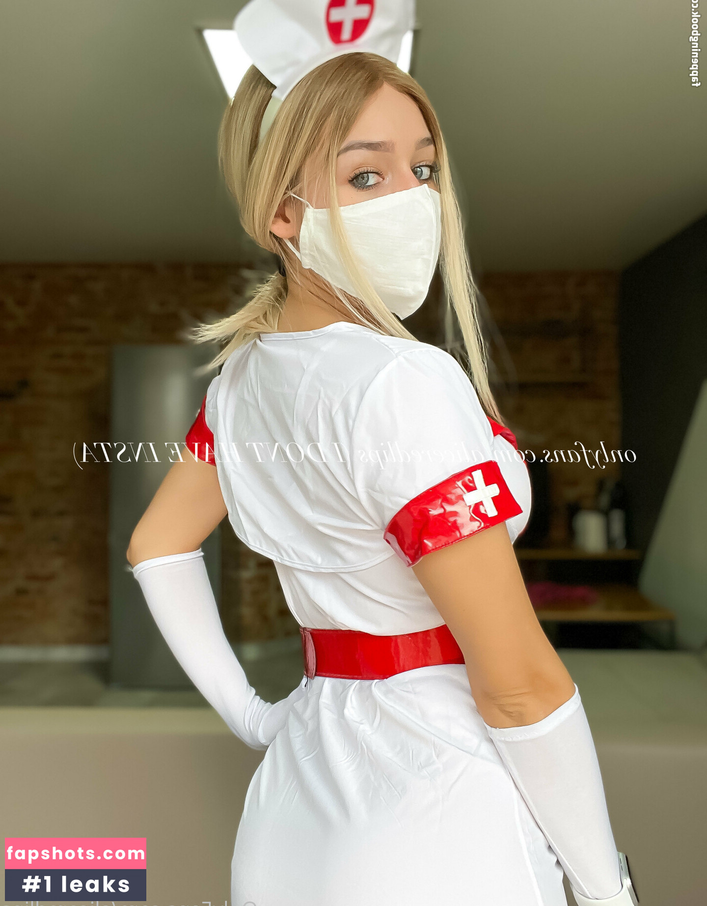 aliceredlipsfree gallery photo #41