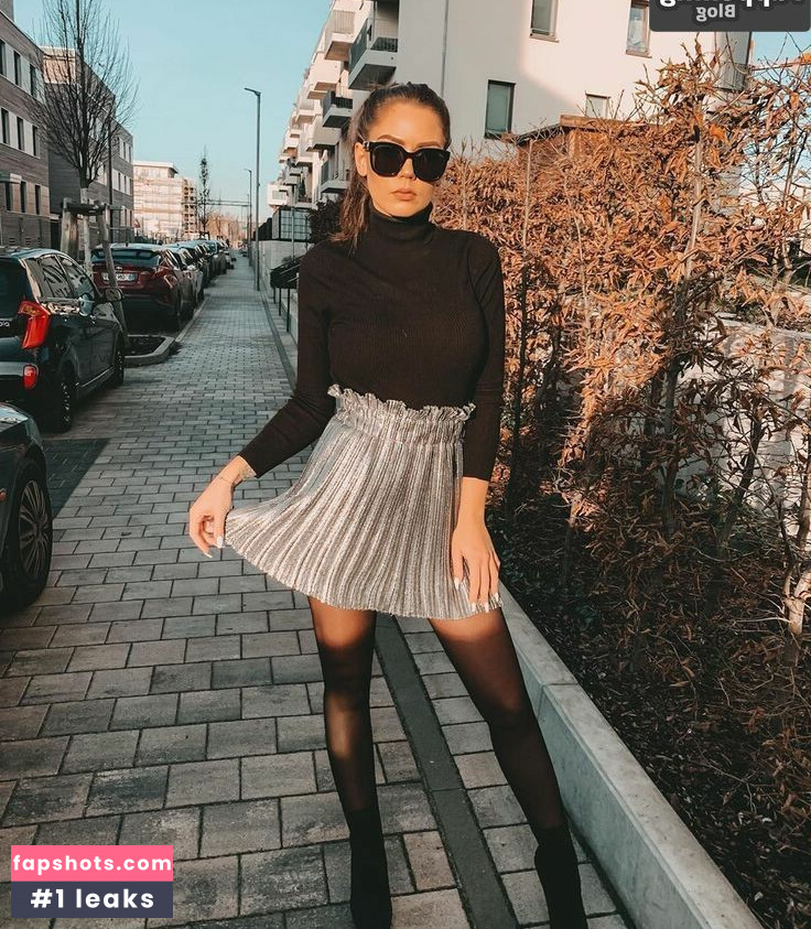 alicia andrich nude babe gallery