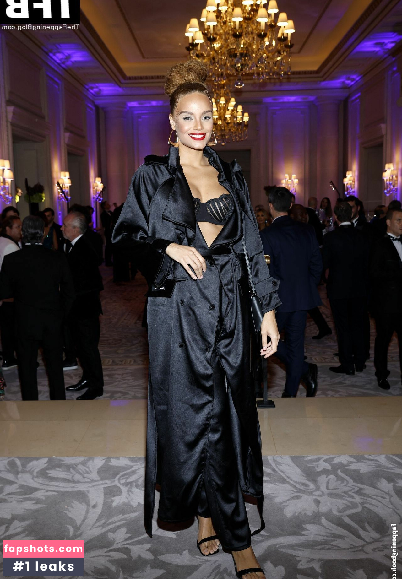 Alicia Aylies gallery photo #13