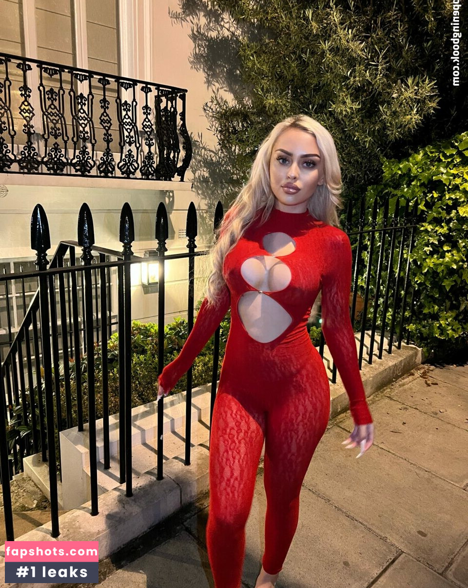 Alicia Bell gallery photo #3