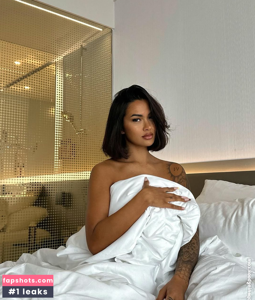 Alicia Bonora gallery photo #8