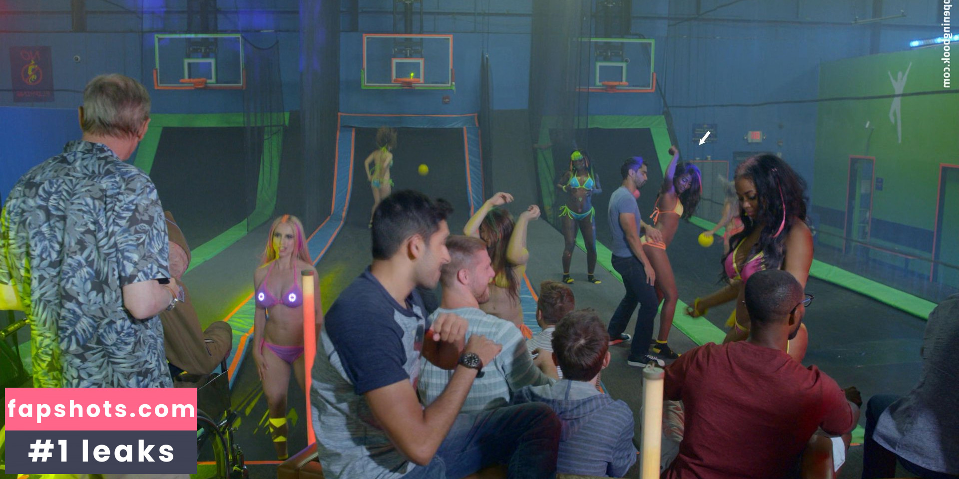 Alicia Ellen Moore gallery photo #4