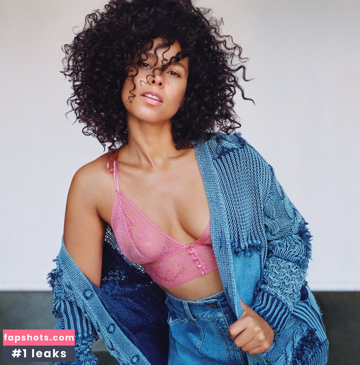 Alicia Keys Nude Leaks OnlyFans Photos #127 - LeakJerk