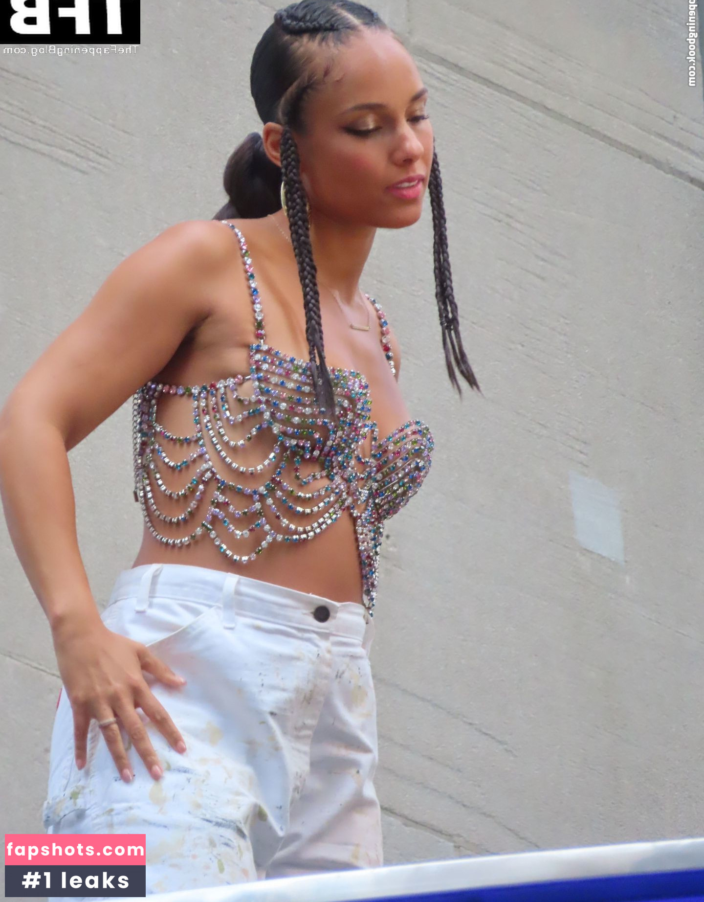 Alicia Keys Nude Leaks OnlyFans Photos #38 - LeakJerk