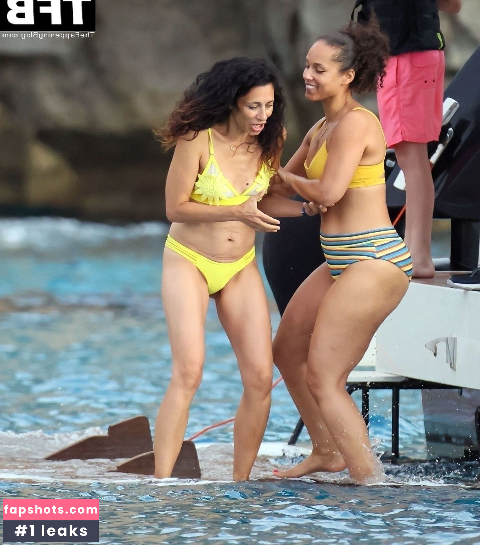 Alicia Keys Nude Leaks OnlyFans Photos #64 - LeakJerk