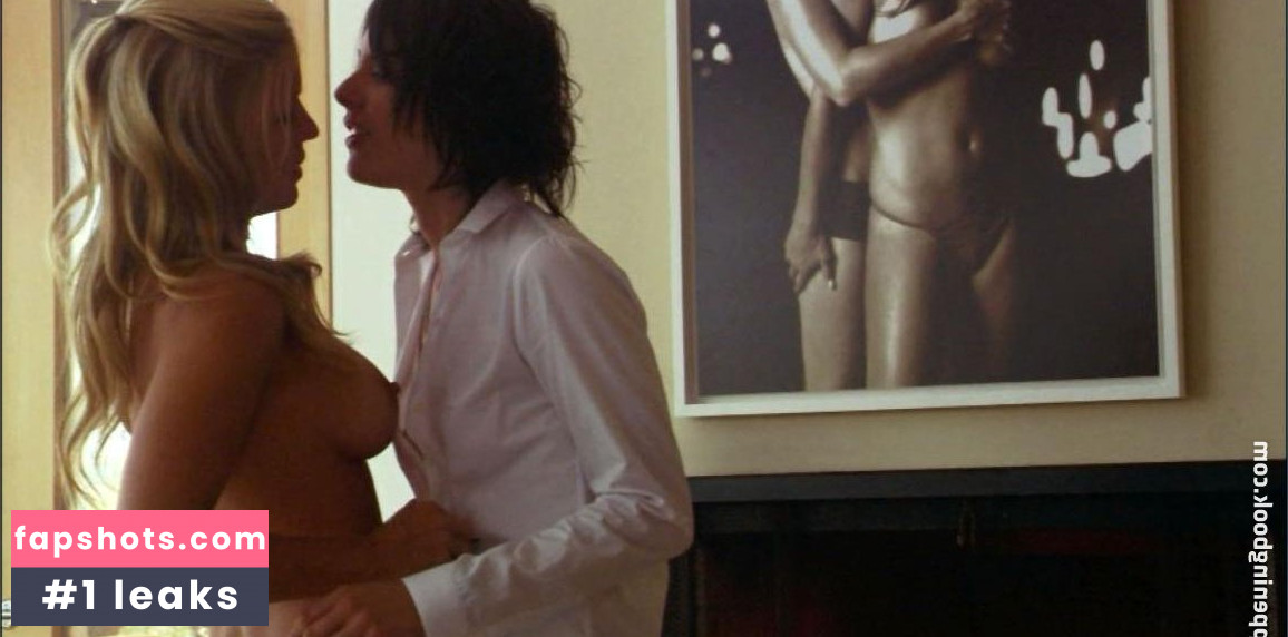 Alicia Leigh Willis gallery photo #11